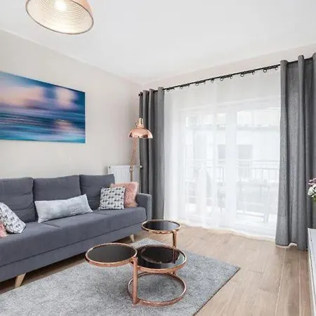 With Swimming Pool, Terrace, Apartamento Pobierowo