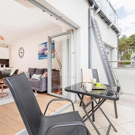 Apartamento With Swimming Pool, Terrace,